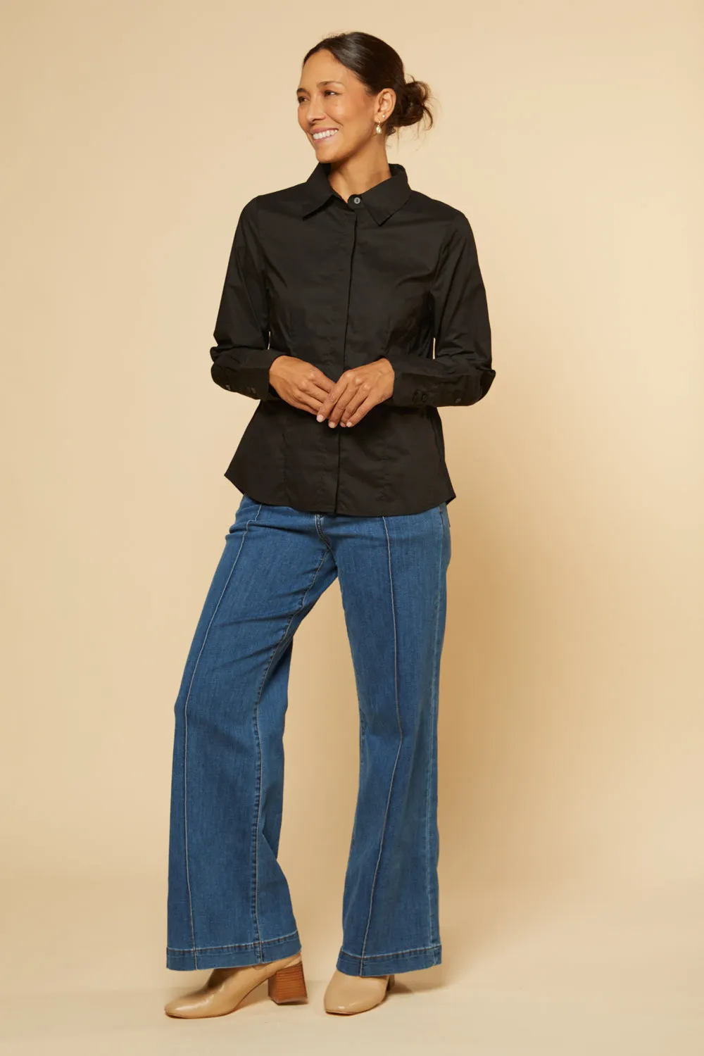 Brinley Poplin Stretch Shirt in Black Adrift