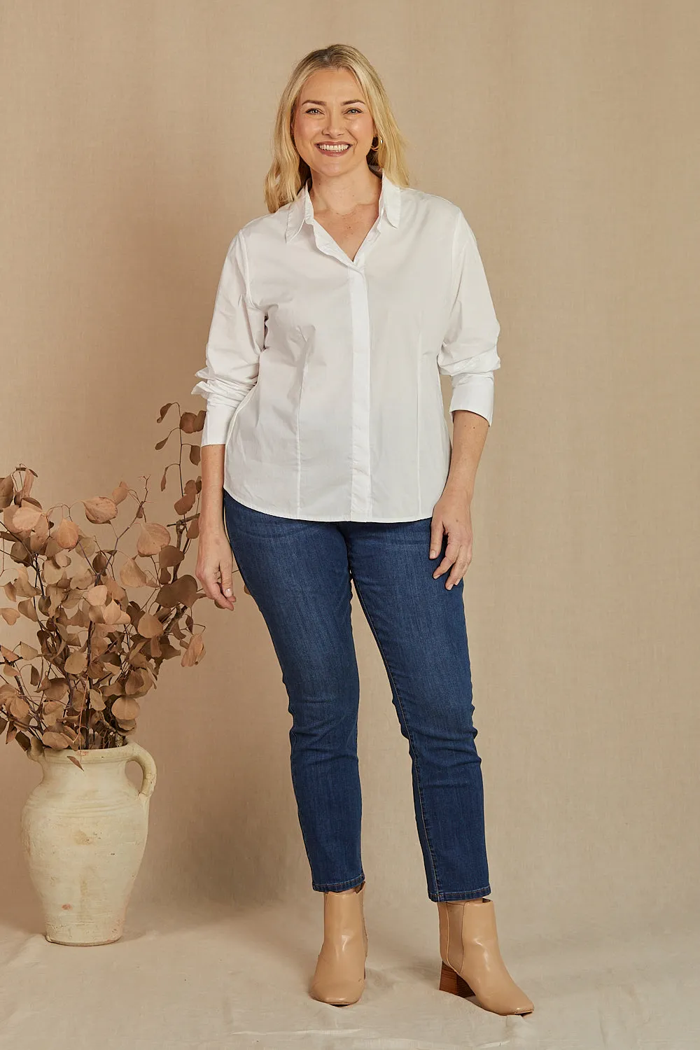 Brinley Poplin Stretch Shirt in White Adrift
