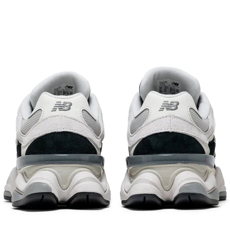 New Balance 9060 - Grey/Black