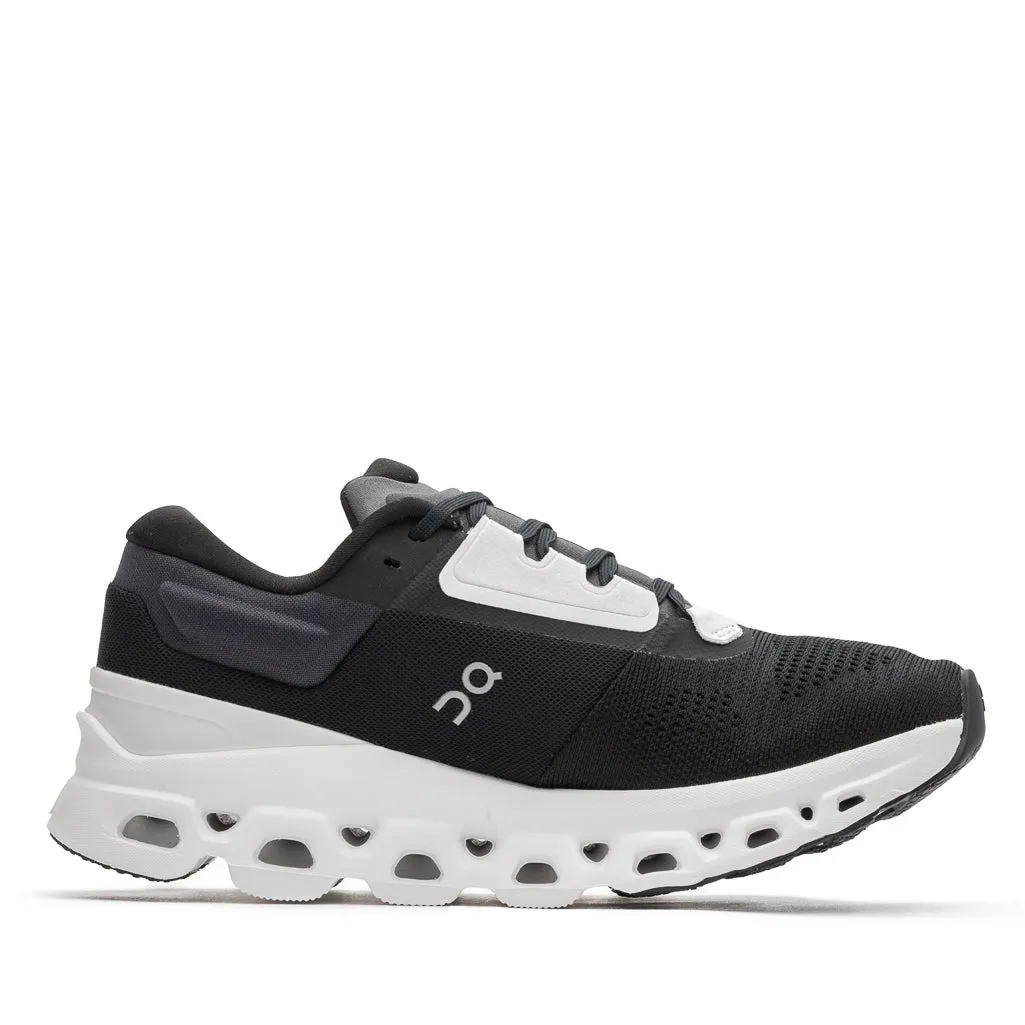 Women's On Cloudstratus 3 - Black/Frost
